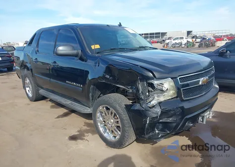 2007 Chevrolet Avalanche 1500 Ls z USA, uszkodzony, nr VIN 3GNFK12397G182991